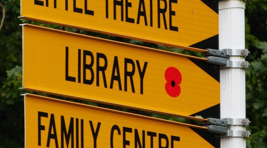 144 War Memorial Library Lower Hutt new street sign 2019