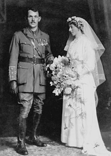 151 Hardham Crescent Petone Lower Hutt Hardham and his Bride 11 March 1916